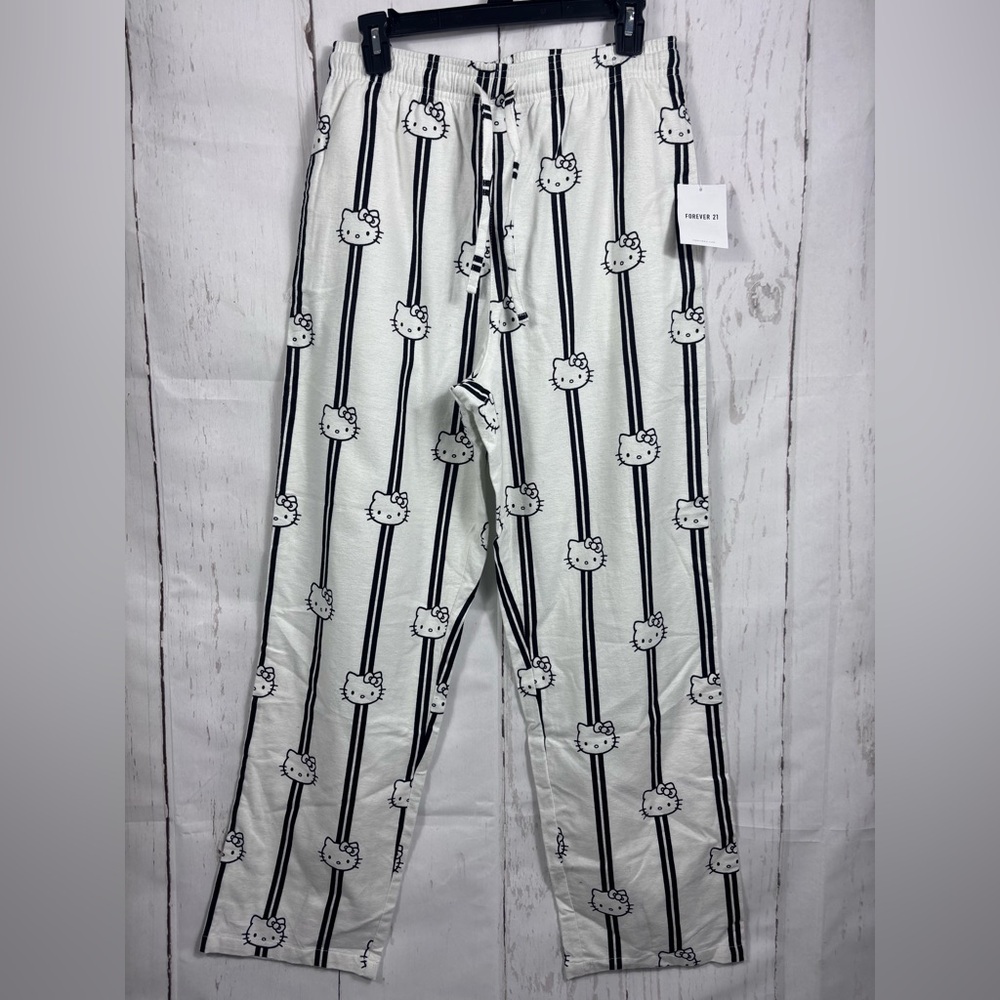 NWT Hello Kitty 60th Anniversary Forever 21 Men’s Sleepwear Pajama Pants Flannel